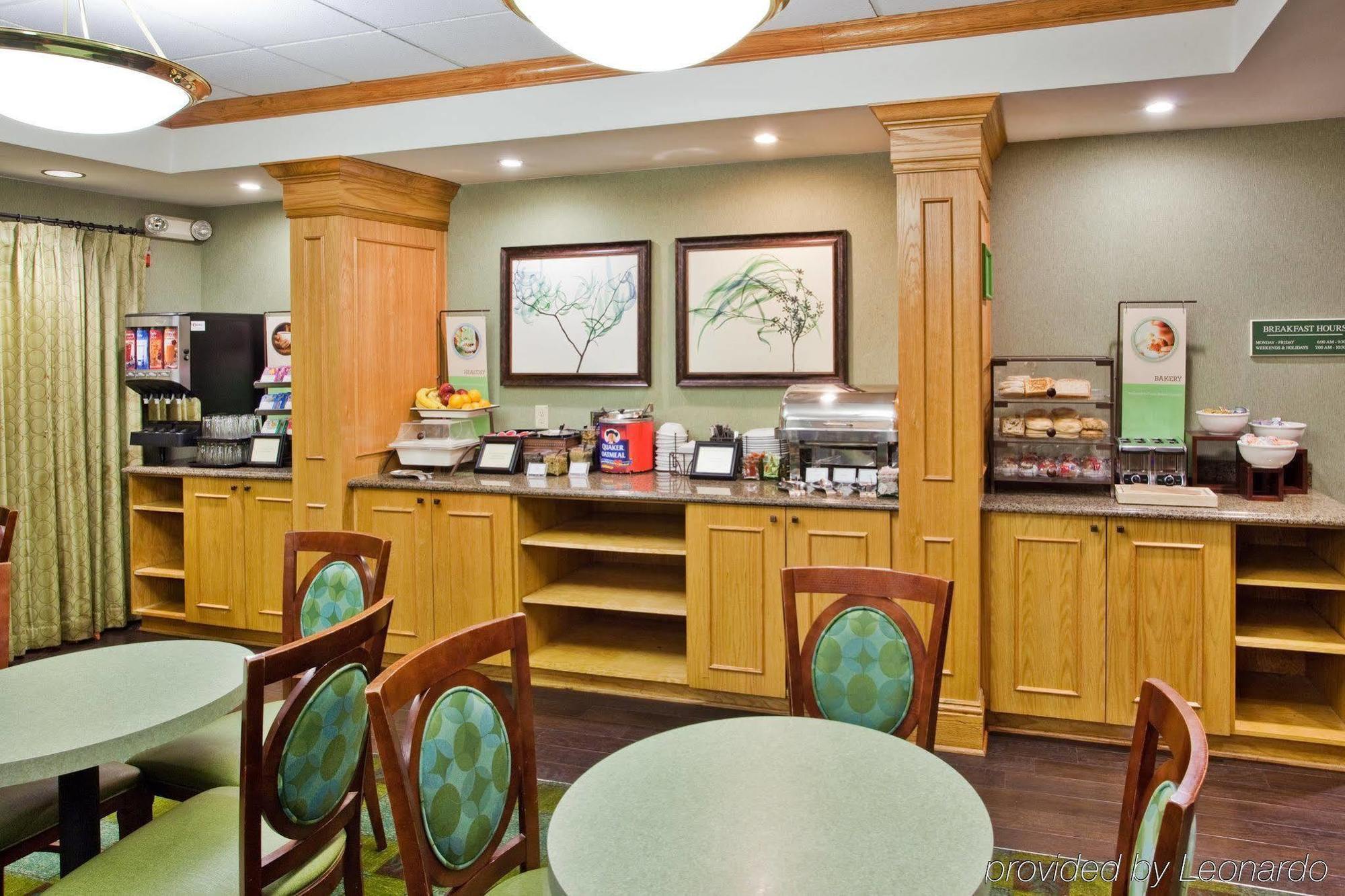 Holiday Inn Express Hotel & Suites Atlanta Buckhead By Ihg Extérieur photo